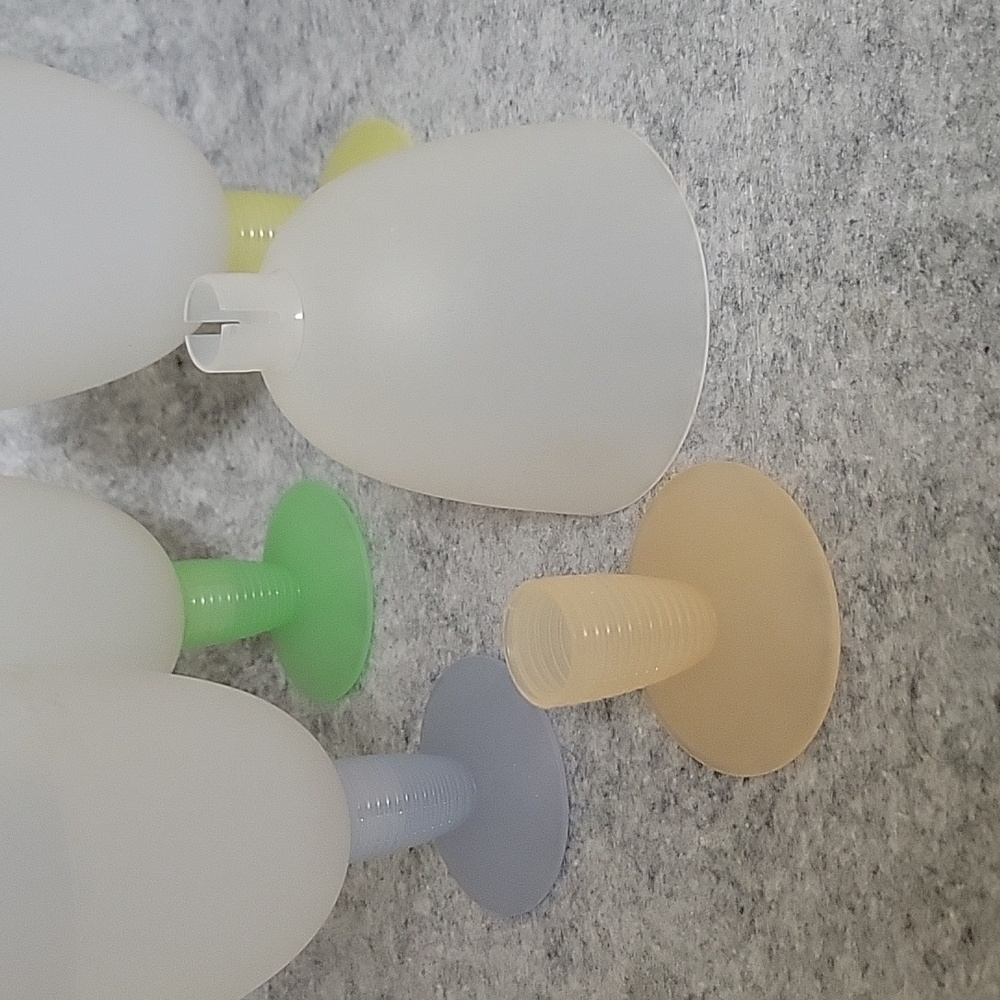 Tupperware Impressions Goblets Set of 4 EUC - Picture 3 of 6
